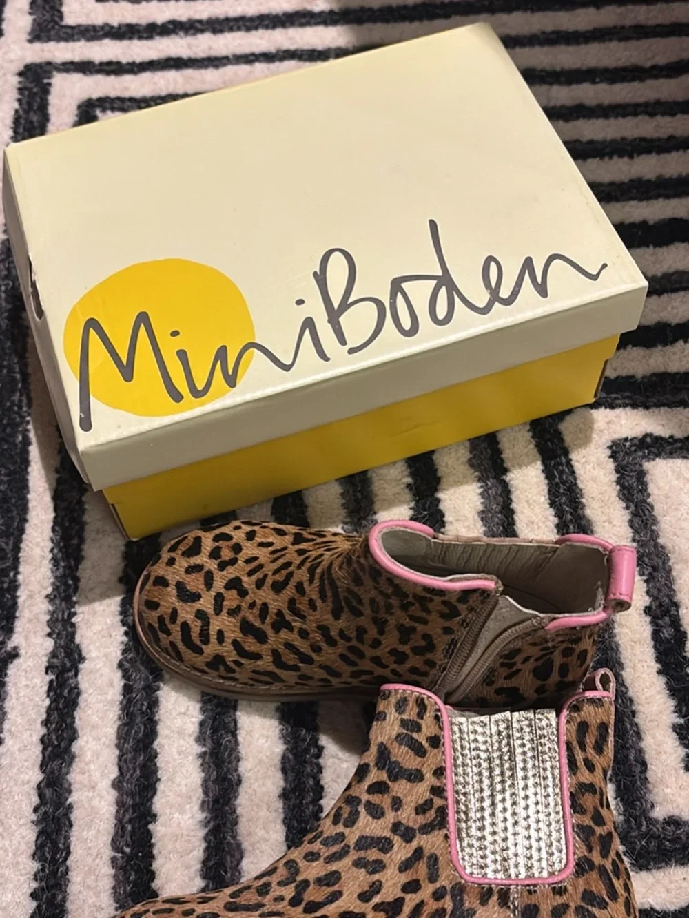 Mini Boden Girls Leopard Print Ankle Boots with Pink Trim UK size 27